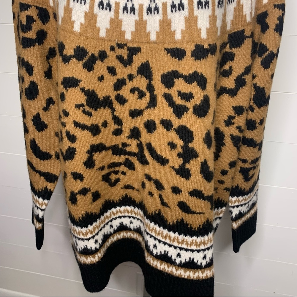 Torrid vegan cashmere leopard sweater 1X - Picture 11 of 12
